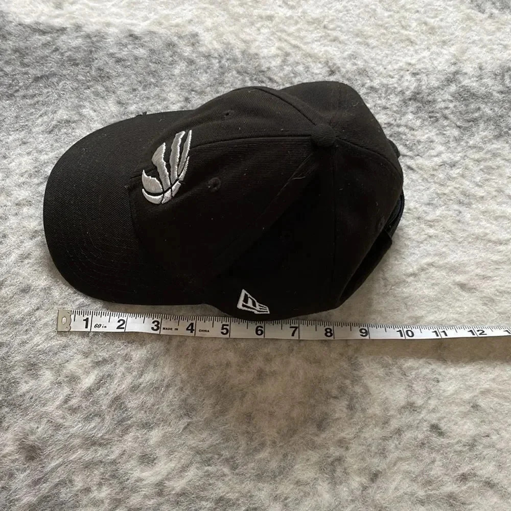 Toronto Raptors Hat - Picture 11 of 12
